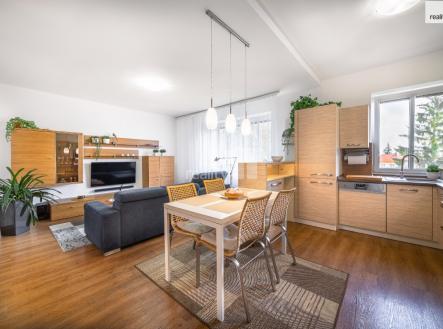 Prodej bytu, 3+kk, 77 m²