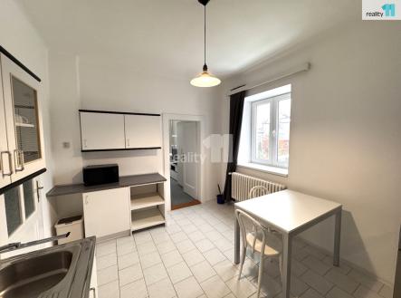 Pronájem bytu, 1+1, 49 m²