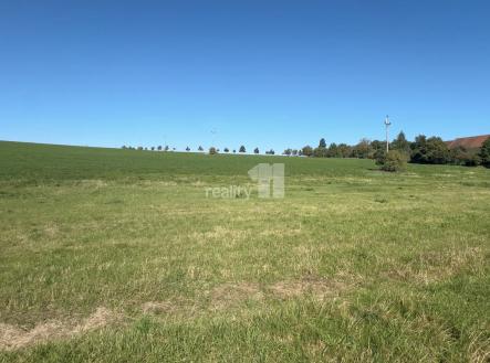 Prodej pozemku pro bydlení, 3 737 m²