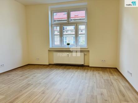 Pronájem bytu, 3+kk, 75 m²