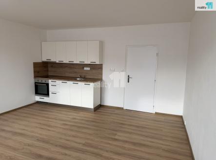 Pronájem bytu, 1+kk, 31 m²