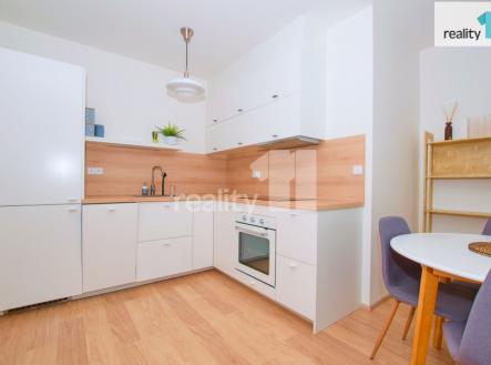 Pronájem bytu, 2+kk, 57 m²