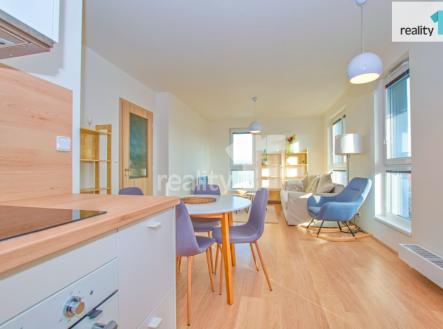 Pronájem bytu, 2+kk, 57 m²