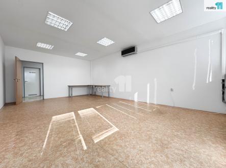 Pronájem kanceláře, 27 m²