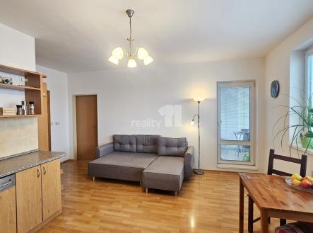 Pronájem bytu, 2+kk, 58 m²