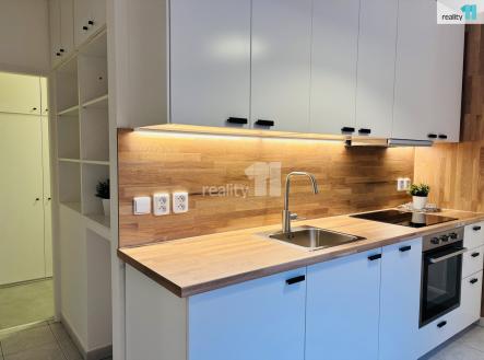 Pronájem bytu, 2+1, 54 m²