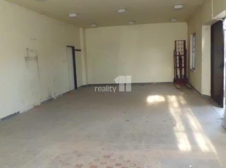 Pronájem skladovací prostor, 150 m²
