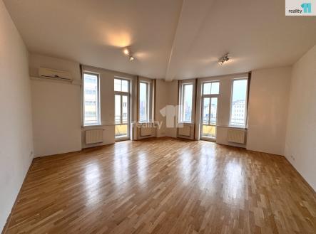 Pronájem bytu, 2+kk, 82 m²