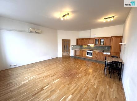 Pronájem bytu, 2+kk, 87 m²