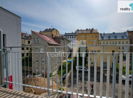 Pronájem bytu, 2+kk, 74 m²