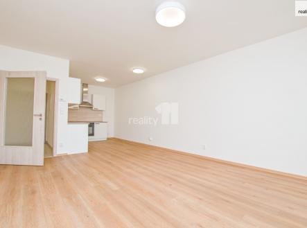 Pronájem bytu, 2+kk, 74 m²