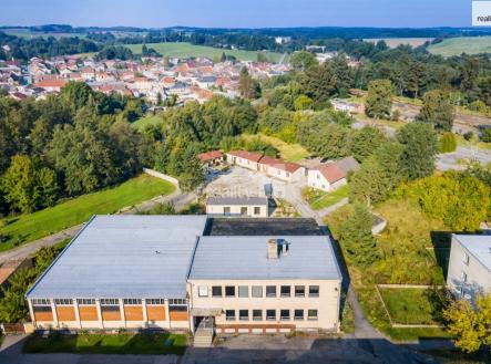 Prodej komerčního objektu, administrativní budova, 541 m²