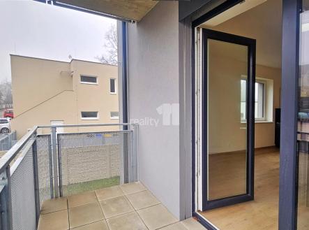 Pronájem bytu, 1+kk, 39 m²