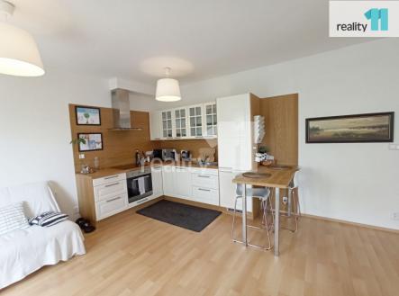 Pronájem bytu, 1+kk, 38 m²