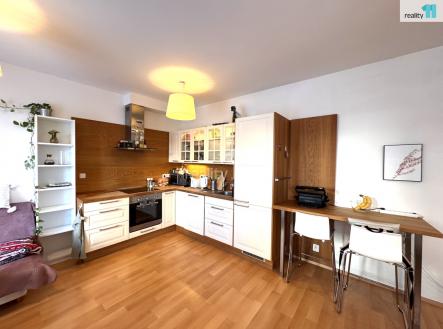 Pronájem bytu, 1+kk, 38 m²