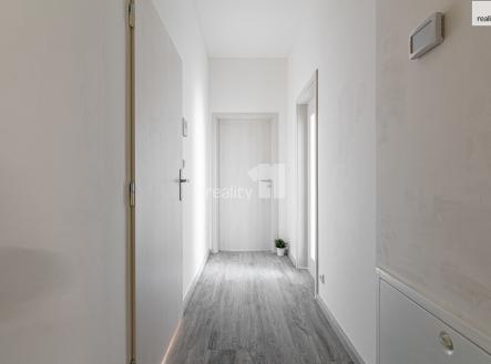 Pronájem bytu, 2+kk, 56 m²