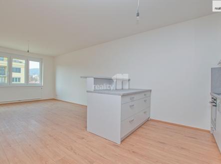 Pronájem bytu, 2+kk, 66 m²