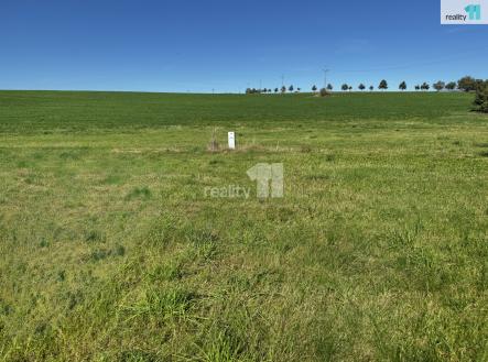 Prodej pozemku pro bydlení, 3 737 m²