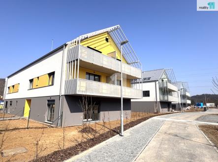 Pronájem bytu, 1+kk, 32 m²