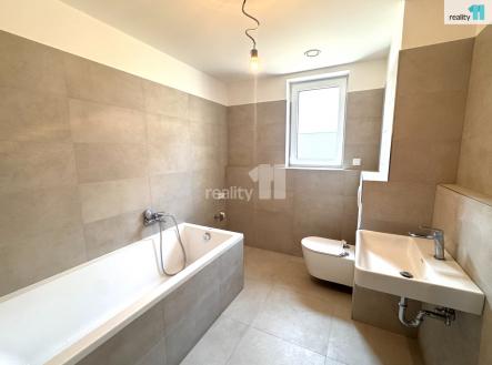 Pronájem bytu, 1+kk, 32 m²