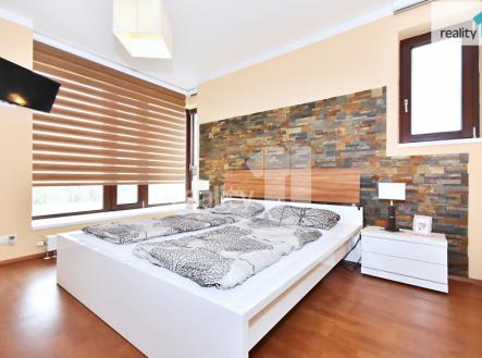 Prodej bytu, 4+kk, 93 m²