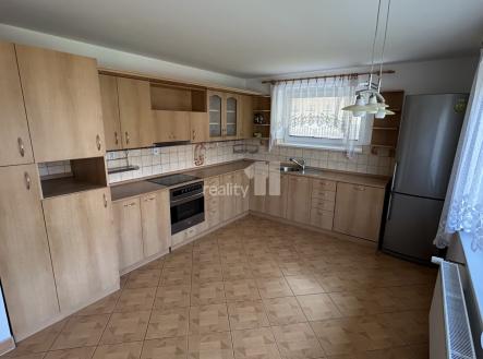 Pronájem domu/vily, 279 m²