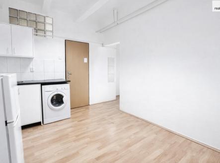 Pronájem bytu, 1+1, 24 m²