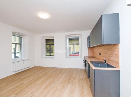 Pronájem bytu, 2+1, 70 m²