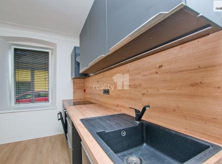 Pronájem bytu, 2+1, 70 m²