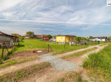 Pronájem pozemku pro bydlení, 1 138 m²