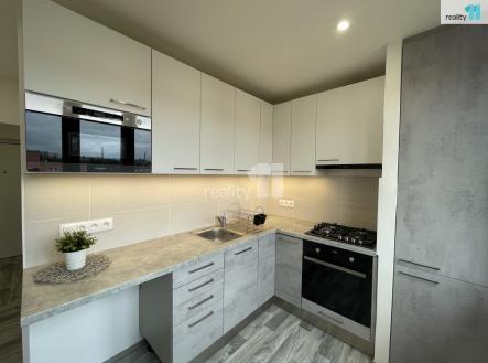 Pronájem bytu, 1+1, 37 m²