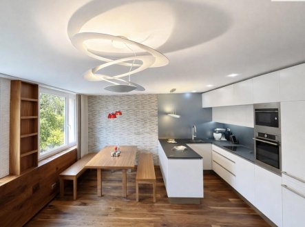   Designový byt 3+kk po kompletní rekonstrukci, 73,6 m2 v Průhonicích, kompletně zařízený