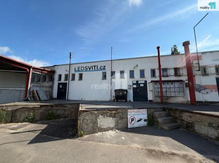 Pronájem obchodní prostory, 360 m²