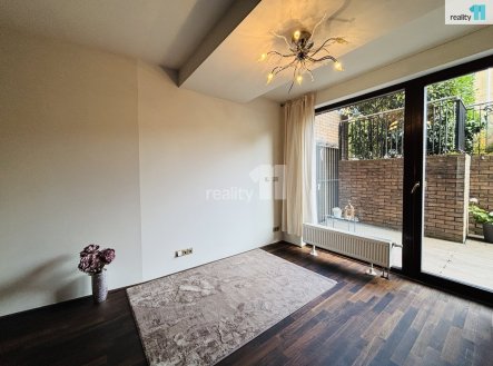 Pronájem bytu, 2+kk, 46 m²