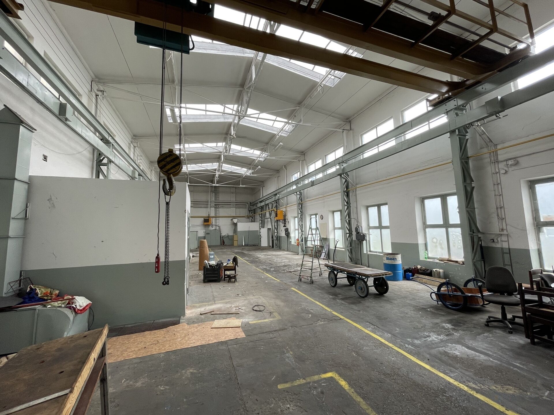 Komerční prostor se sociálním zázemím v Čelákovicích