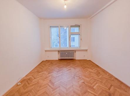 Pronájem bytu, garsoniéra, 35 m²