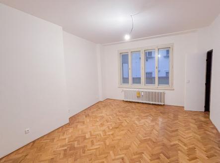 Pronájem bytu, garsoniéra, 28 m²