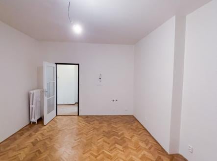 Pronájem bytu, garsoniéra, 28 m²