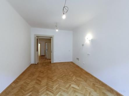 Pronájem bytu, 3+1, 125 m²