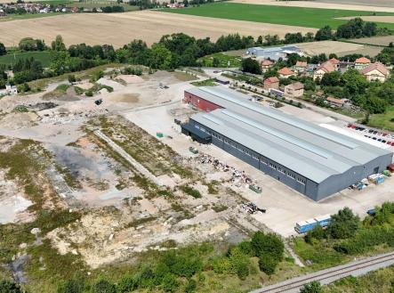 Prodej - komerční objekt, sklad, 95 477 m²