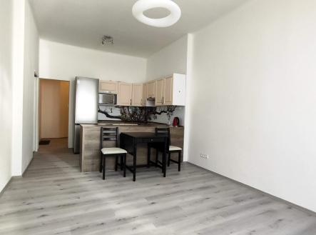 Pronájem bytu, 2+kk, 50 m²