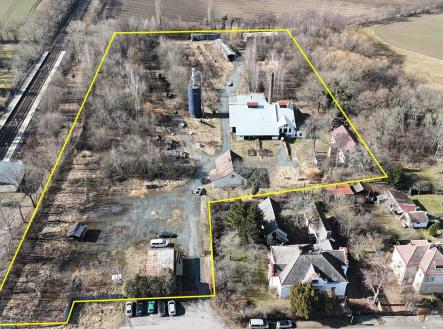 Pronájem pozemku pro komerční výstavbu, 25 000 m²