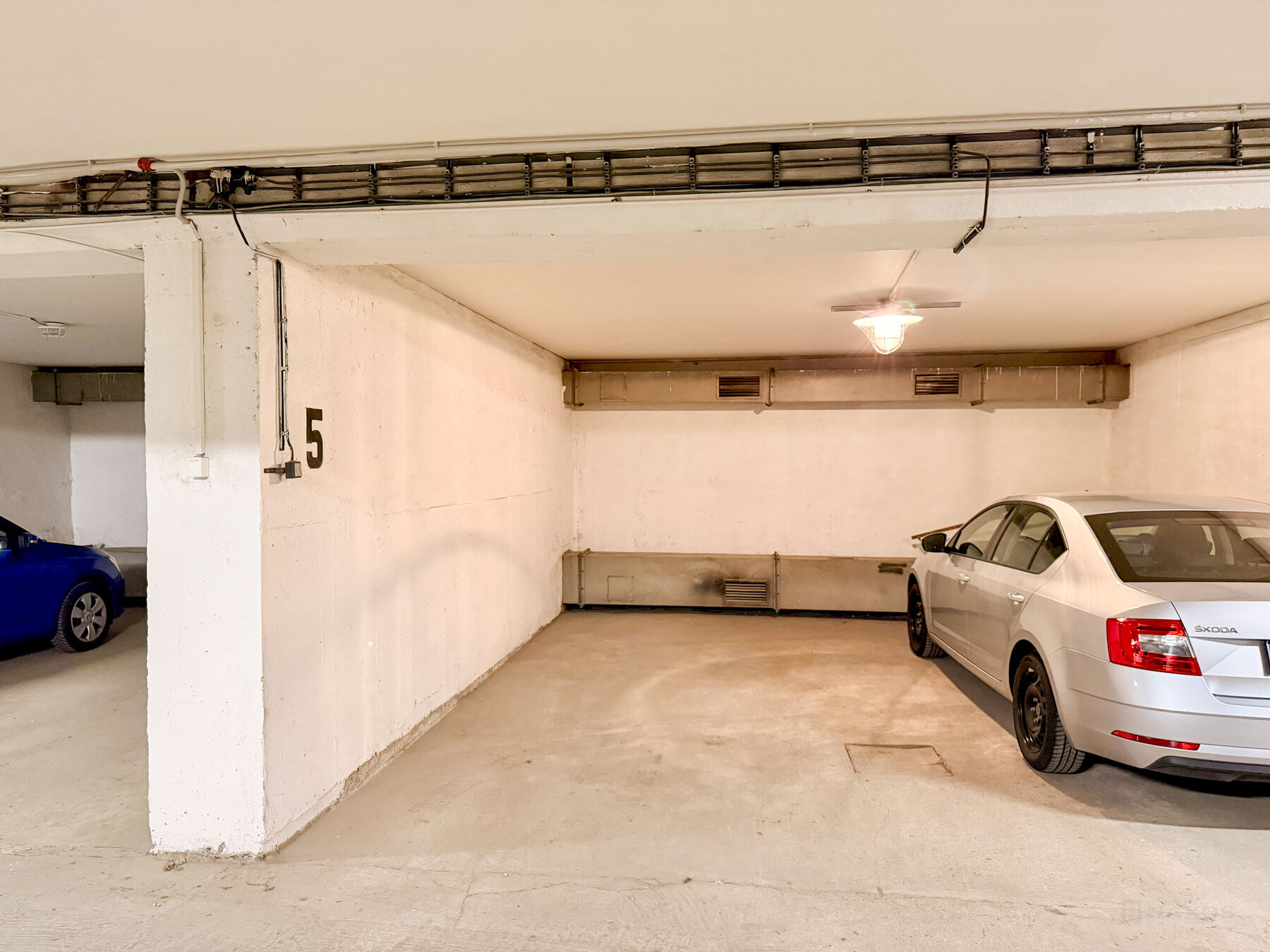 Aukce na pronájem garážového stání č. 5 – Banskobystrická 2080/11, Praha 6