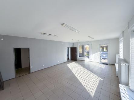 Pronájem obchodní prostor, 163 m²