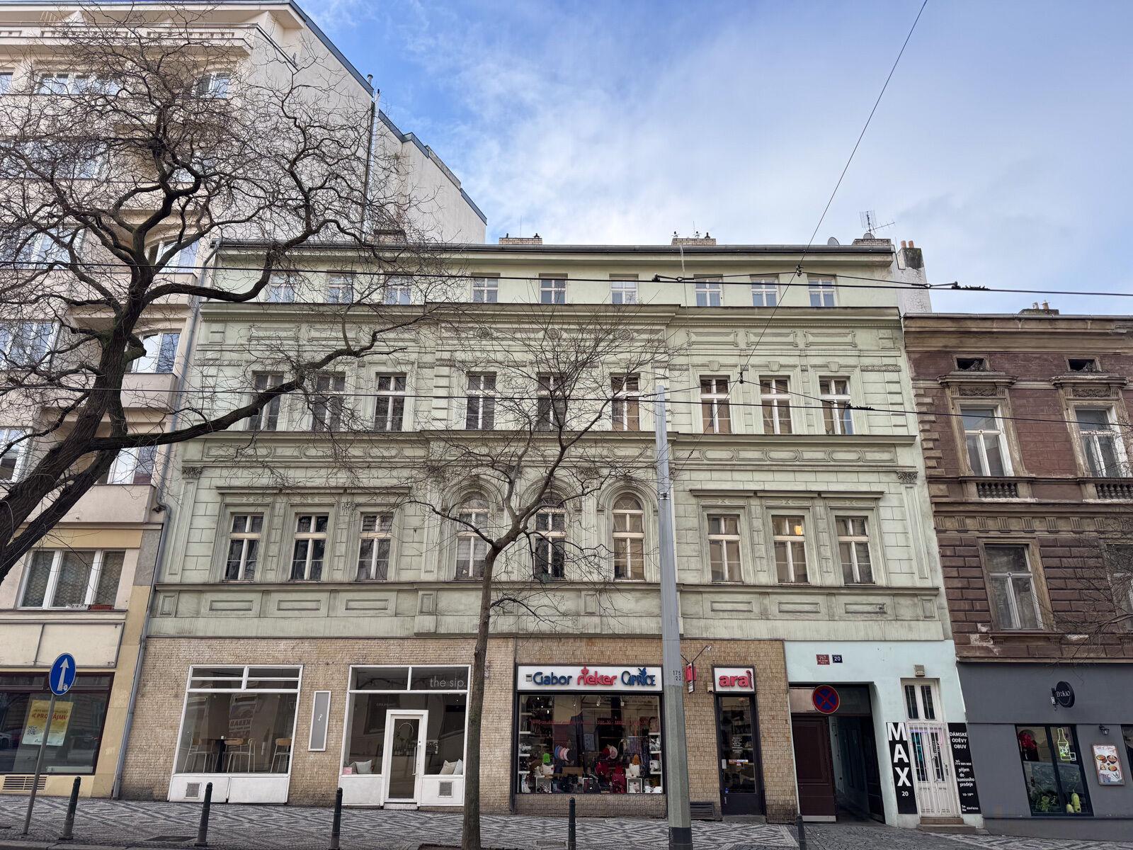 Městský byt 7+7 na Praze 2