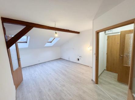 Pronájem bytu, 4+1, 117 m²