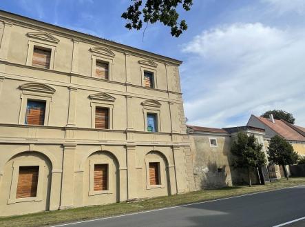 Prodej domu/vily, 3 110 m²