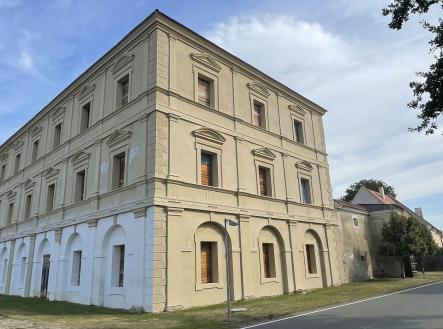 Prodej domu/vily, 3 110 m²