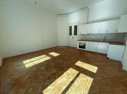 Pronájem bytu, 3+kk, 87 m²