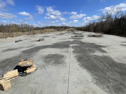 Prodej pozemku pro komerční výstavbu, 84 700 m²